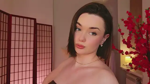 AvaFlower's Live XXX Chat