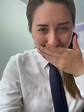 _Susy-Office1's Live XXX Chat