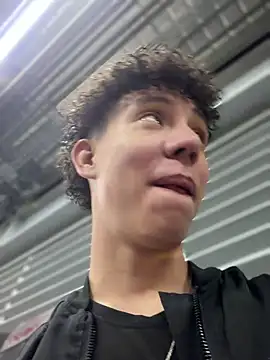 yoursexyjoseのライブXXXチャット