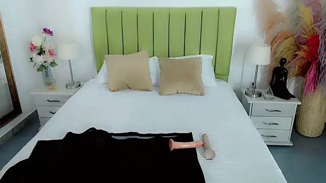 دردشة charlotte1_sweet الجنسية المباشرة