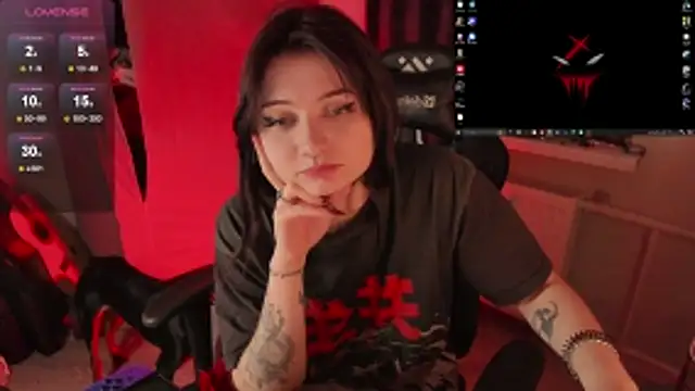 Melante live XXX chat