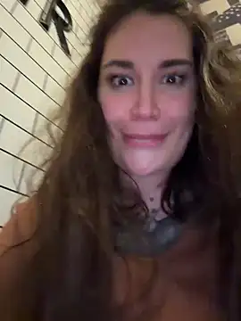 TattooGirlAlia's Live XXX Chat