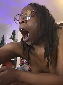 Czat XXX na żywo – littyleesh1