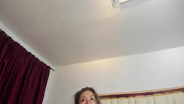 Živý XXX chat _Caroliina