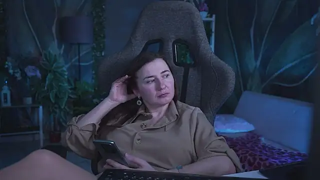 Golden_DragonのライブXXXチャット