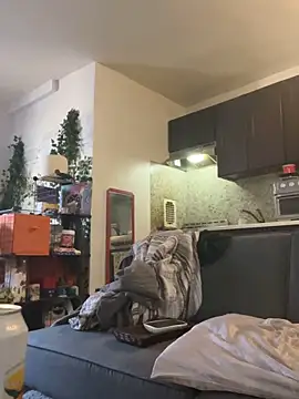 Chatroom XXX en direct de littyleesh1