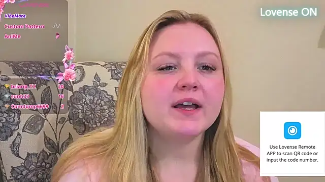 PhatAssBlond's Webcam Show