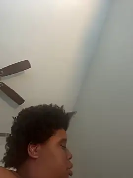 Živý XXX chat bigmama_deshayyy