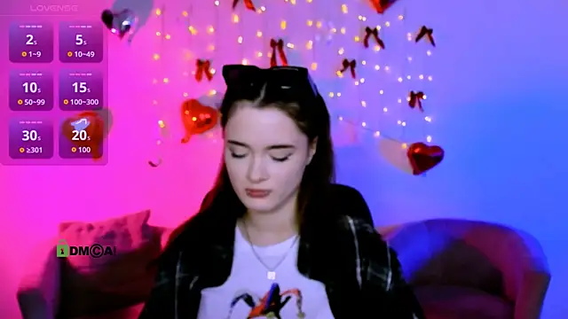 liana_kisses' Live XXX Chat