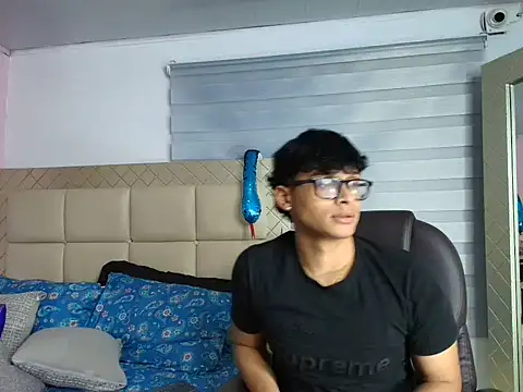 Chatroom XXX en direct de mathias_oberlin