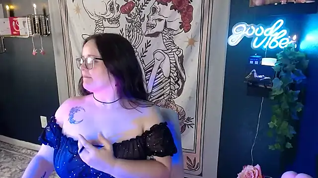 Chat +18 de HazeyViolet333 ao vivo