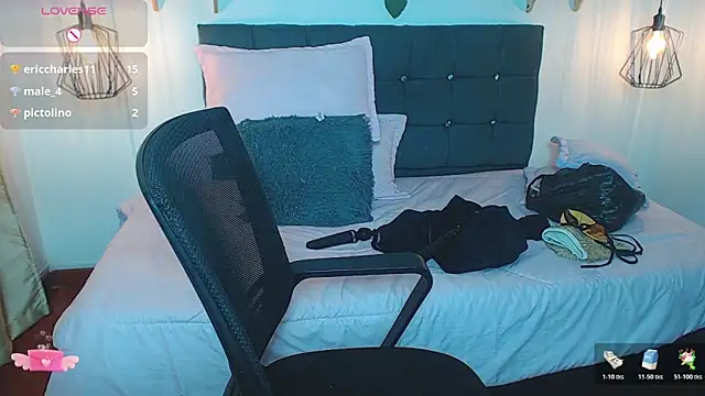 Emma_hassani Chat XXX live