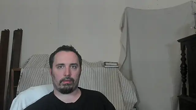 MetalstudのライブXXXチャット