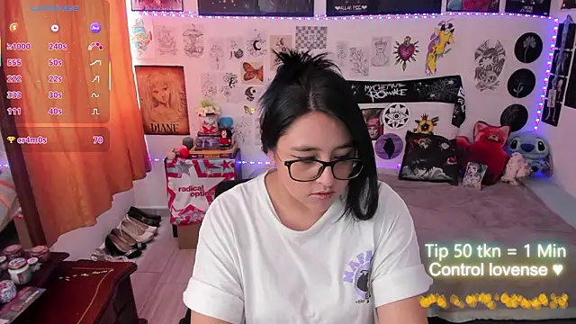 Chat XXX en directo de Cherry_blush_