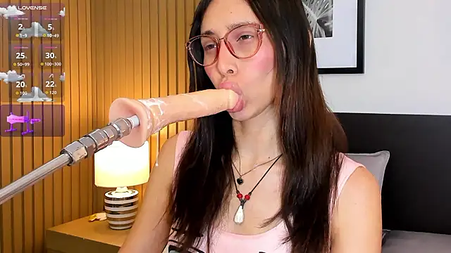 Živý XXX chat doll_bella_