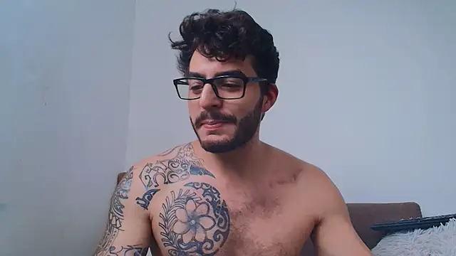 دردشة thomas_gun الجنسية المباشرة