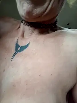 FrozenWaffle's Live XXX Chat