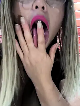 Katy__A Chat XXX in diretta