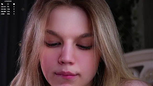 EdlinAlliston Live XXX-Chat