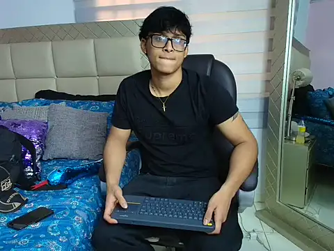 mathias_oberlin Live XXX Chat