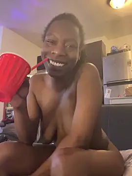 Chatroom XXX en direct de littyleesh1