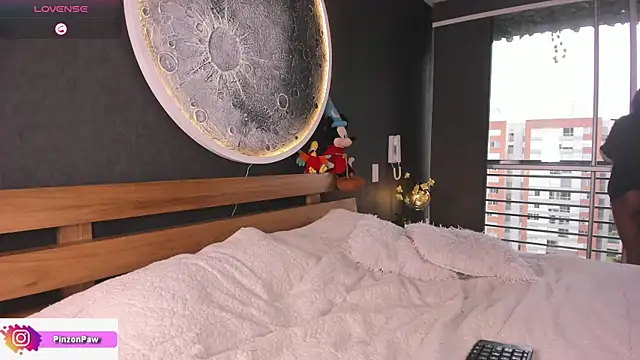 Chat +18 de Sarajames ao vivo