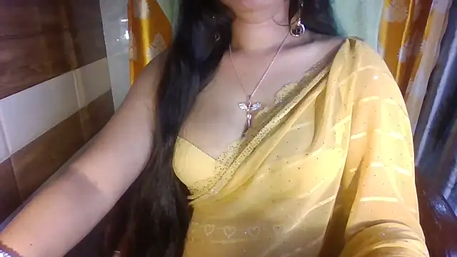 Yashika_Loves élő XXX-chatje