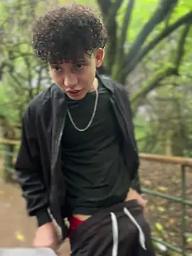 yoursexyjose 现场XXX聊天