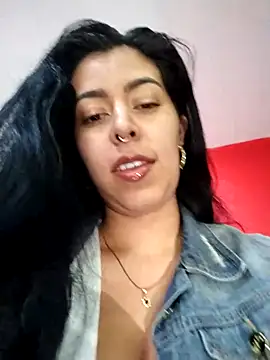 Chat XXX en directo de Luianna