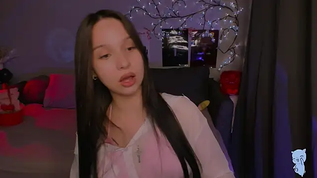 SoftyMooon's Live XXX Chat