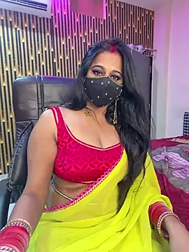 item_GirI Show in webcam