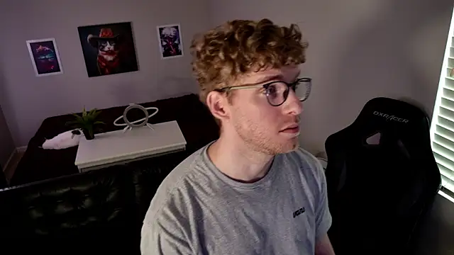 Živý XXX chat BlueEyedTallGuy94