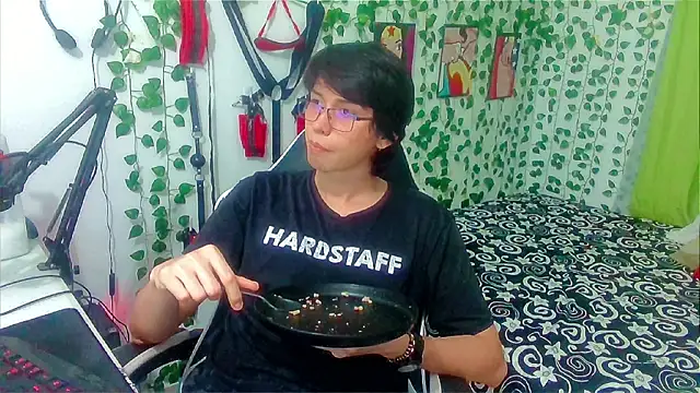 Živý XXX chat Andy_gray