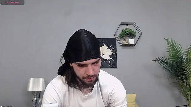 Živý XXX chat KaneHunter