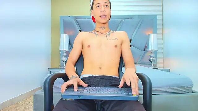 Živý XXX chat HENRY_GREEN2