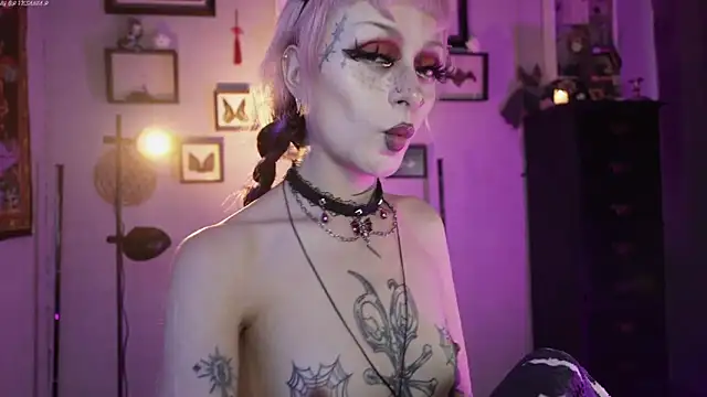 insania_9999_ 라이브 XXX 채팅