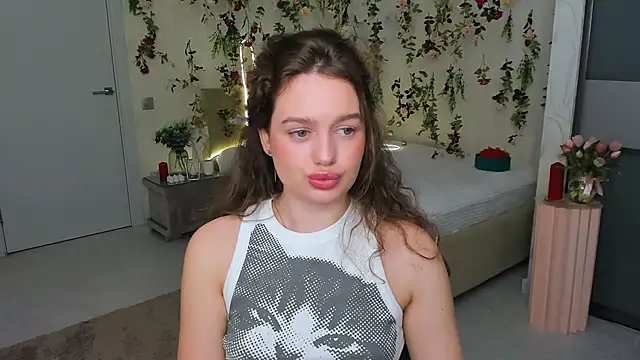 دردشة MiracleCurly الجنسية المباشرة