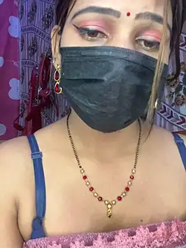 CUTI-NAINA – Live XXX-chat