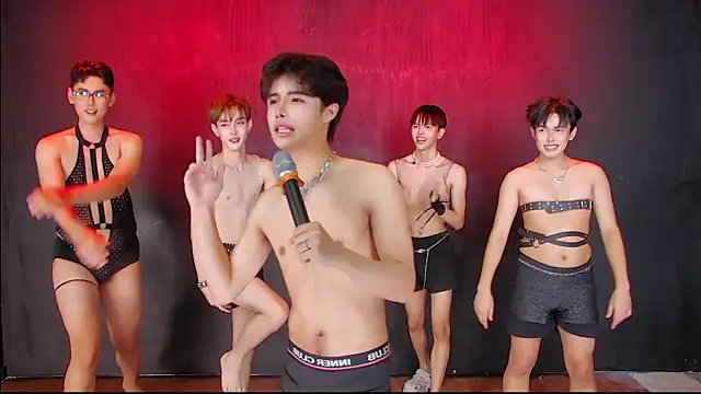 Queen-Vibe Show Webcam