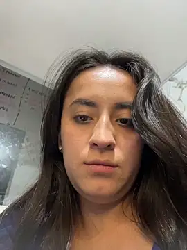 Chat +18 de Antonella_Julieta ao vivo