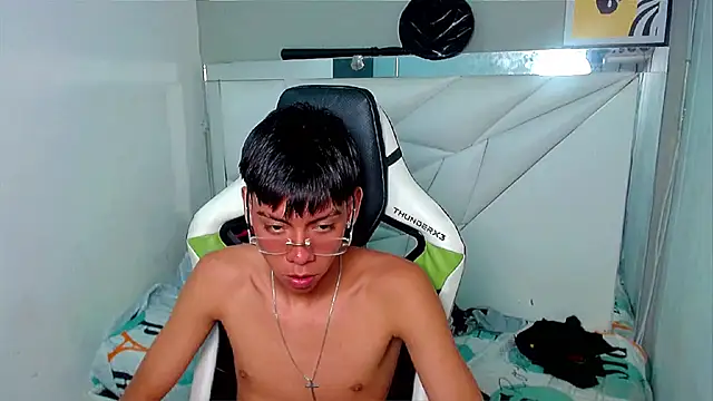 Liarr_ Adlı Modelin Canlı XXX Sohbeti