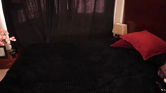 Chat +18 de EmilyFire ao vivo