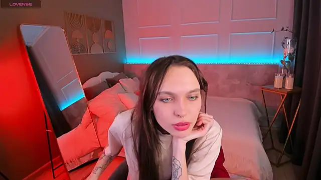 Chat XXX en directo de ChloeSunny