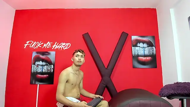 AVENGER_BOYS2026's Live XXX Chat