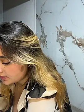 عرض كام Antonella_Julieta