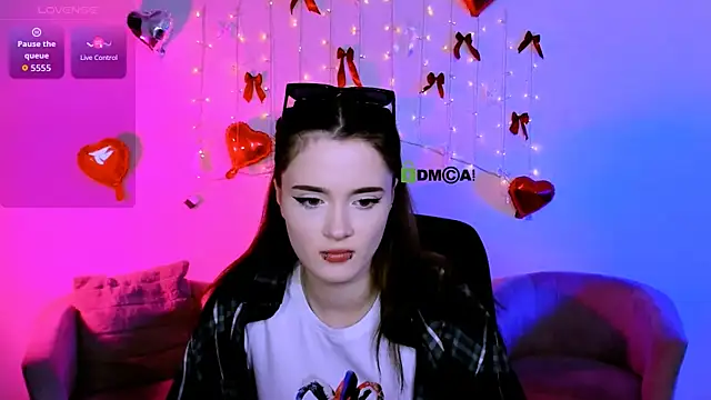 دردشة liana_kisses الجنسية المباشرة