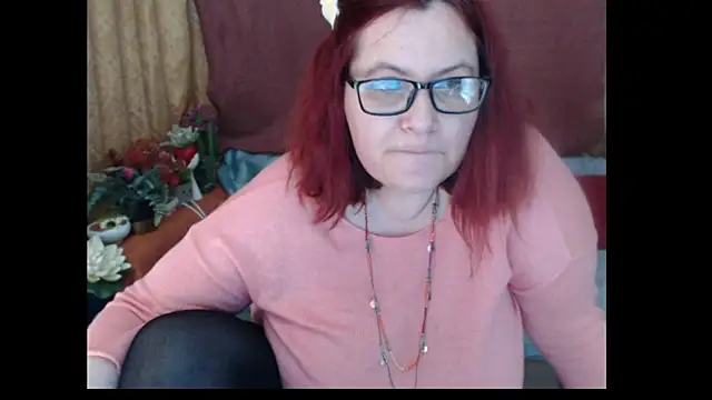 PlayfullMature Chat XXX in diretta