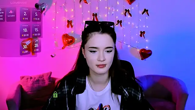 liana_kisses Chat XXX live