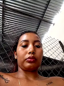 Genesis_18_: απευθείας συνομιλία ΧΧΧ