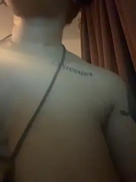 nickytheehawtie's Live XXX Chat